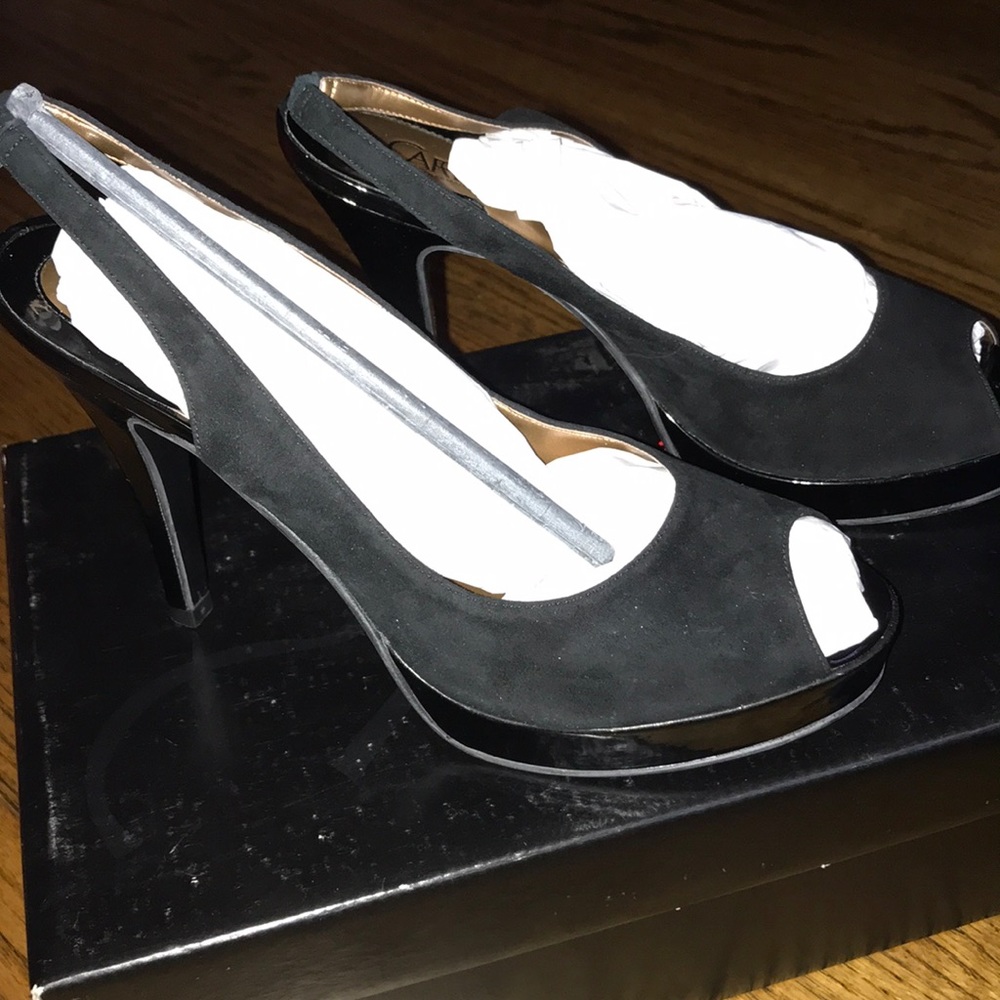 Carlos Santana Peep Toe Plat Heels - NWT - Picture 2 of 4